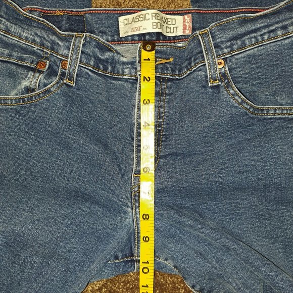 Levi's Women's Classic Relaxed Bootcut 550 Jeans size 6M - Picture 9 of 9